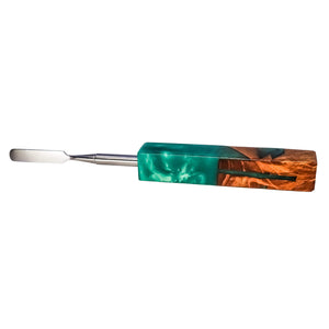 Rounded Blade Titanium Dabber Tool | Emerald & Wood Profile View | the dabbing specialists